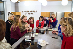 Полезные привычки против сезонной хандры: в «Московском долголетии» начинается осенний марафон